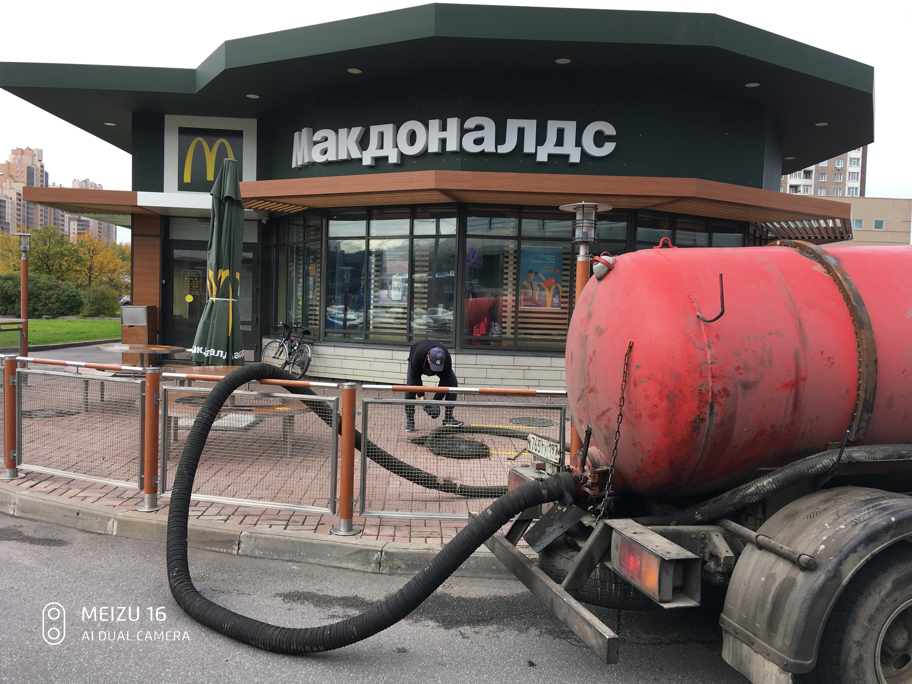 Отзыв о работе Илососной Машын в Петергофе